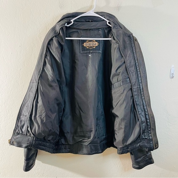 Guide Gear Genuine Leather Bomber Jacket Men Size Small Black Pockets - Picture 8 of 10